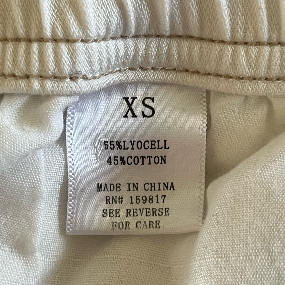 Alter’d State XS Cargo Pants - Cream - Picture 4 of 6